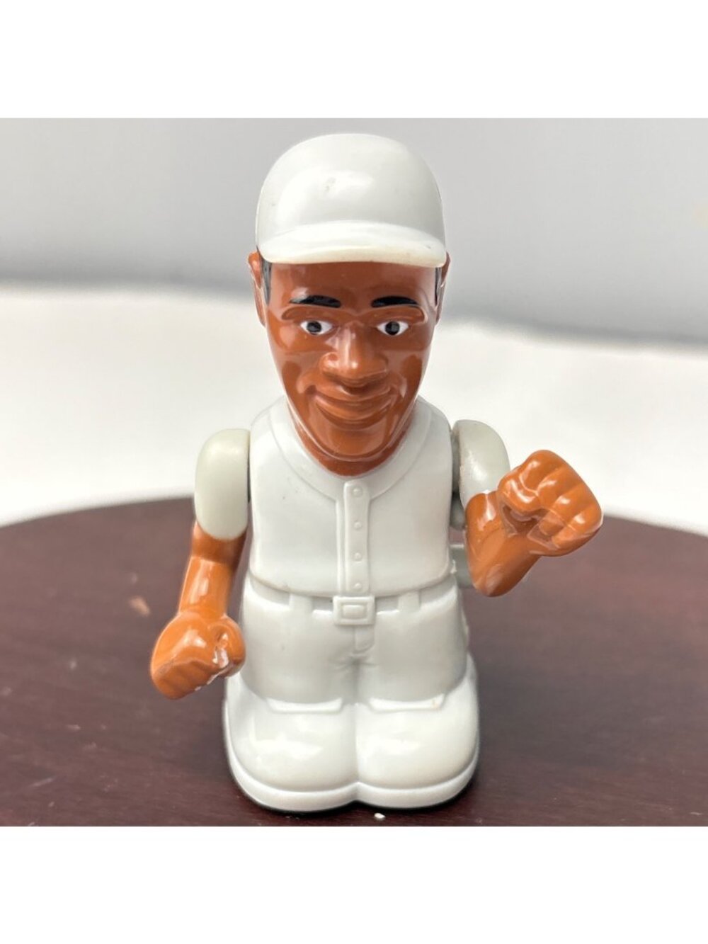 Subway 2001 Baseball Runner Wind-Up Toy White & Brown Collectible Action Figure